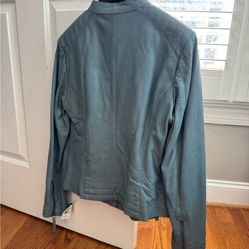 Authentic Leather Jacket - Picture 2 of 6